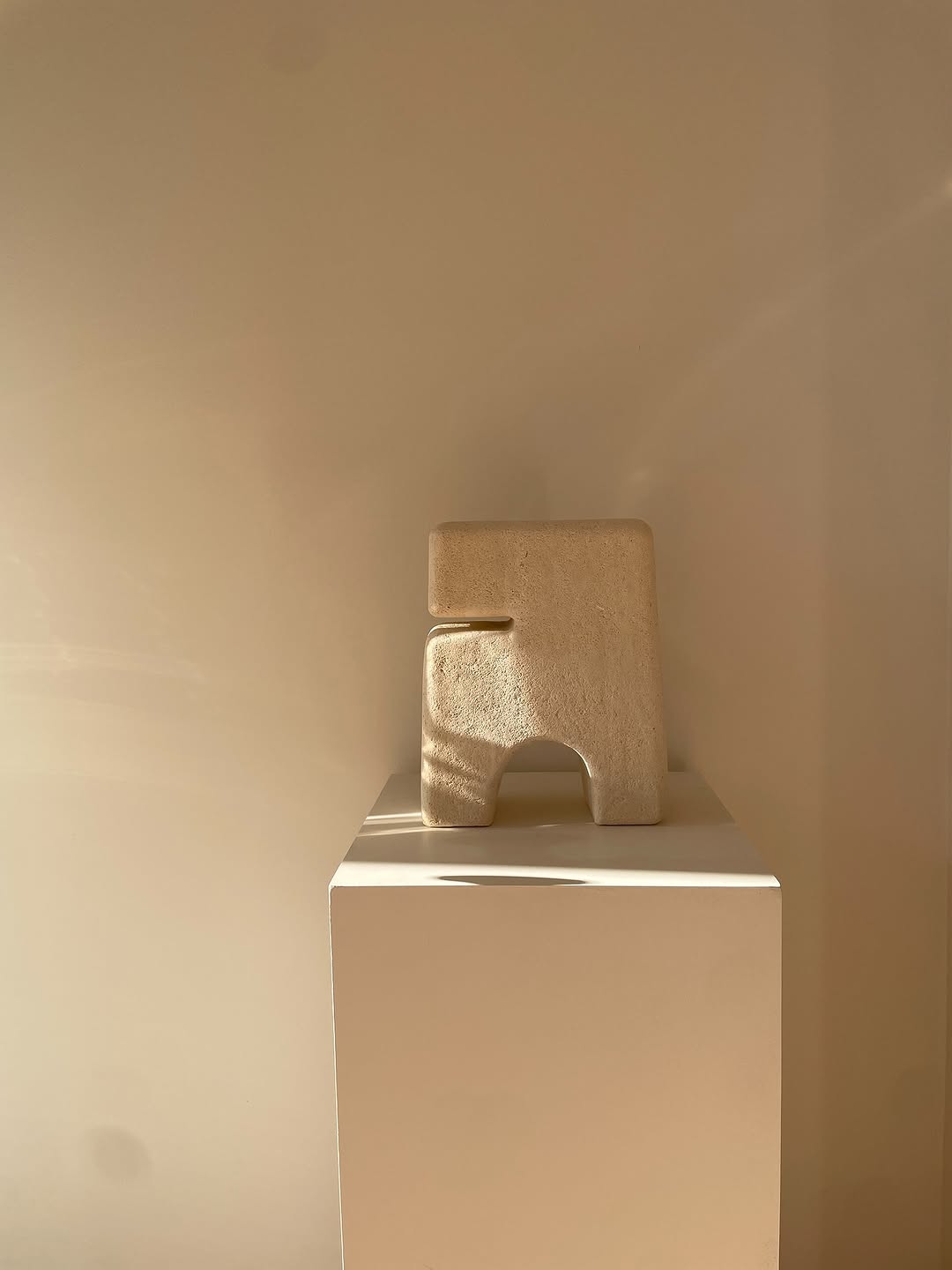 Mylonas sculpture carved from hebel